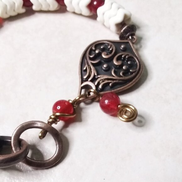 Gorgeous One-of-a-kind Bracelet - Red Agates + Creamy Howlite + Copper Elements - Picture 10 of 12
